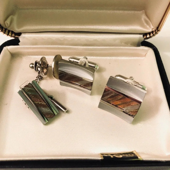 Vintage  Cuff Links Tie Clip and Lapel Pin and Chain - Picture 4 of 16